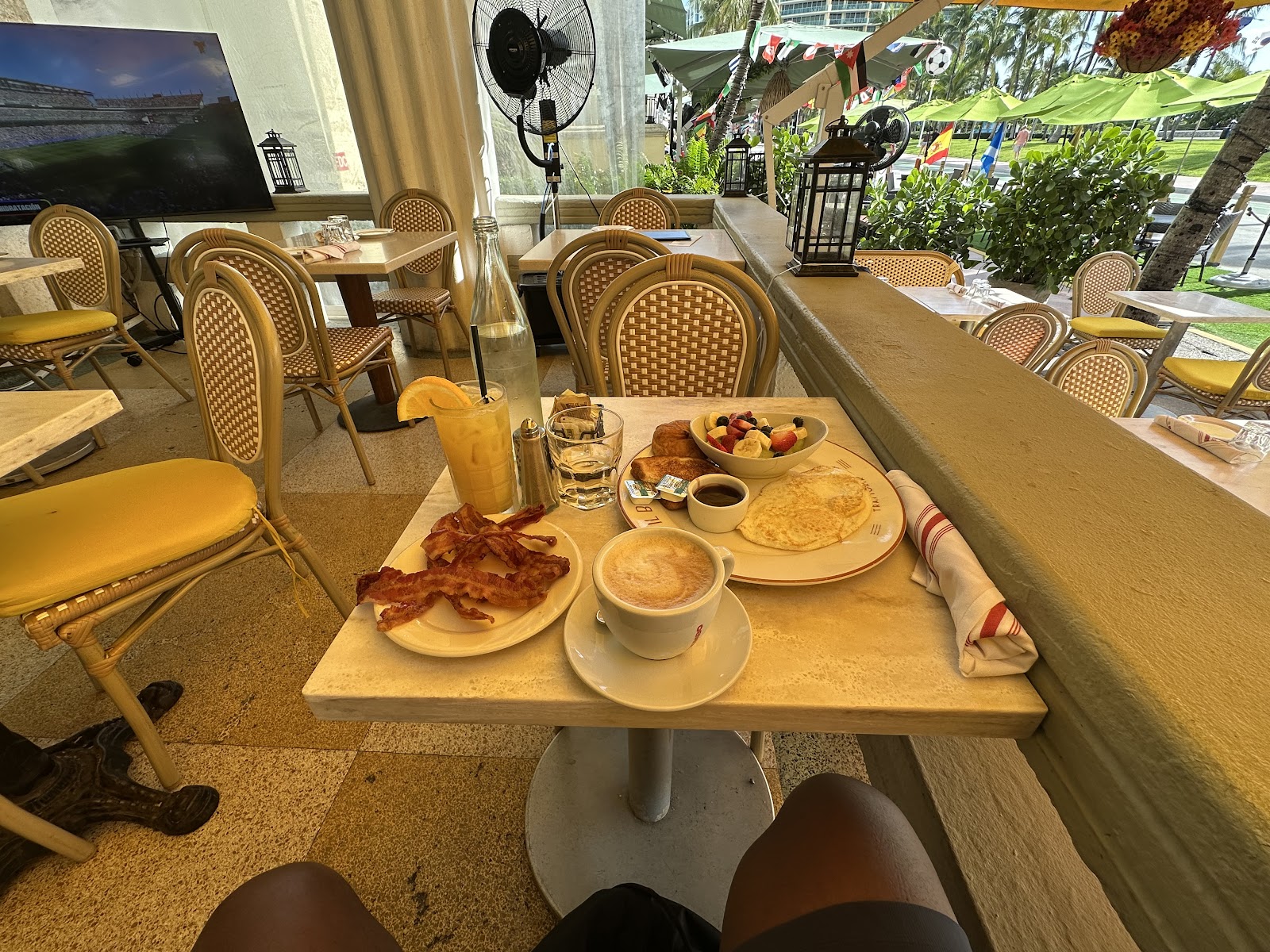 Il Bolognese terrace, table set